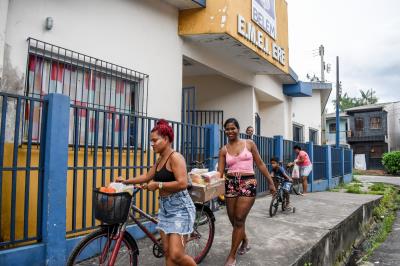 Entrega dos kits das merendas escolares
