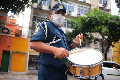 Banda da Guarda Municipal de Belém alegra o sábado de moradores de três bairros