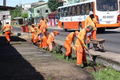 Prefeitura de Belém reforça frentes de trabalho em Outeiro