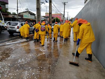 Prefeitura higieniza unidades de saúde municipais e estaduais