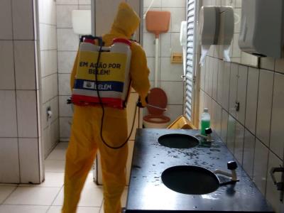 Prefeitura leva mutirão de desinfecção ao distrito de Mosqueiro