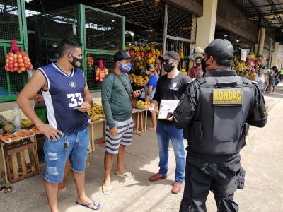 Prefeitura faz bloqueios e ordenamento no bairro da Pedreira