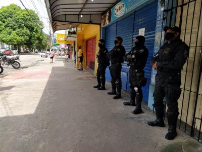 Prefeitura faz bloqueios e ordenamento no bairro da Pedreira