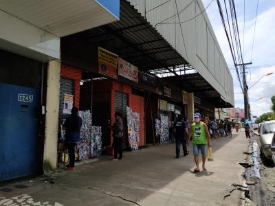 Prefeitura faz bloqueios e ordenamento no bairro da Pedreira