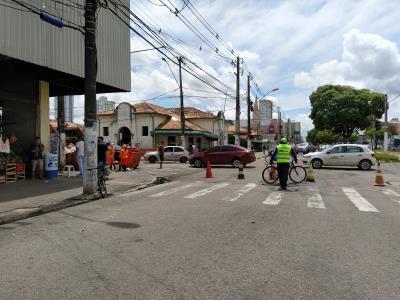 Prefeitura faz bloqueios e ordenamento no bairro da Pedreira