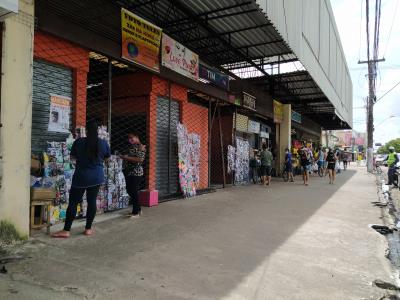 Prefeitura faz bloqueios e ordenamento no bairro da Pedreira