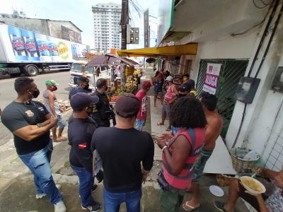 Prefeitura faz bloqueios e ordenamento no bairro da Pedreira