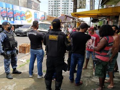 Prefeitura faz bloqueios e ordenamento no bairro da Pedreira