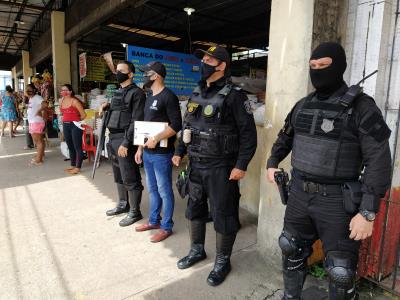 Prefeitura faz bloqueios e ordenamento no bairro da Pedreira
