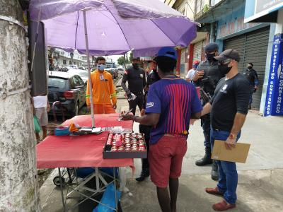 Feiras da Pratinha e Icoaraci são fiscalizadas por agentes de segurança