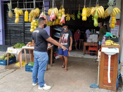 Feiras da Pratinha e Icoaraci são fiscalizadas por agentes de segurança