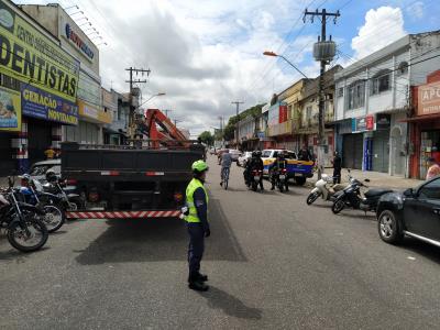 Feiras da Pratinha e Icoaraci são fiscalizadas por agentes de segurança