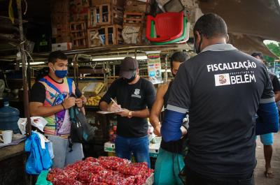 Prefeitura intensifica fiscalização em feiras de Belém, neste sábado, 16
