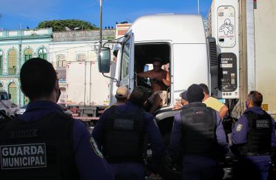 Prefeitura intensifica fiscalização em feiras de Belém, neste sábado, 16