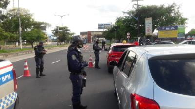 Guarda Municipal gera 45 multas durante fiscalização no domingo