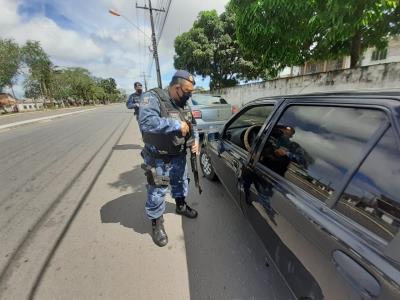 Guarda Municipal gera 45 multas durante fiscalização no domingo
