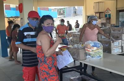 Mais sete bairros recebem os kits de merenda escolar