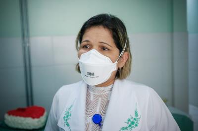 Enfermeiros e assistentes sociais do Hospital Dom Vicente Zico são homenageados