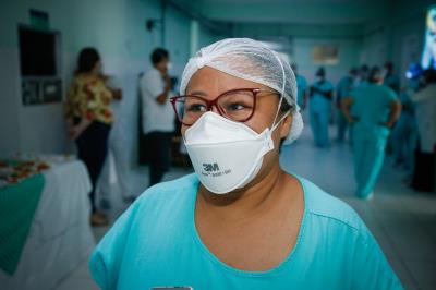Enfermeiros e assistentes sociais do Hospital Dom Vicente Zico são homenageados