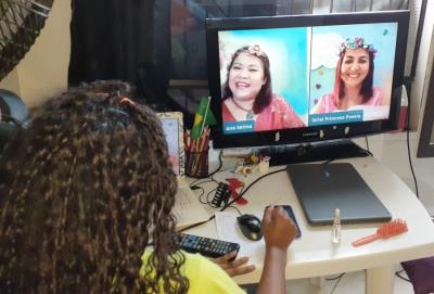 Professora de Belém participa de live sobre contação de histórias como prática pedagógica