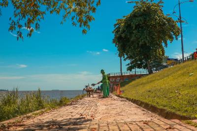 Prefeitura começa obra de recuperação do muro de contenção da orla de Icoaraci