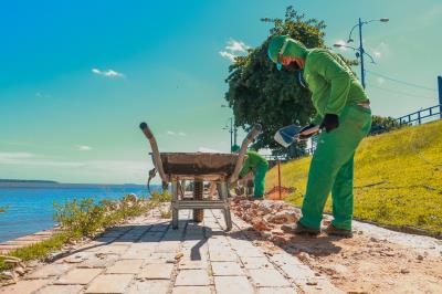 Prefeitura começa obra de recuperação do muro de contenção da orla de Icoaraci