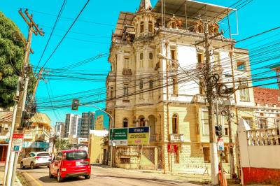 Palacete Bolonha passa por restauro de sua arquitetura e história
