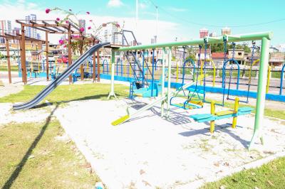 Praça da Criança é entregue totalmente reformada