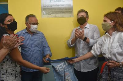 Ato de entrega da doação da creche Francisco de Assis
