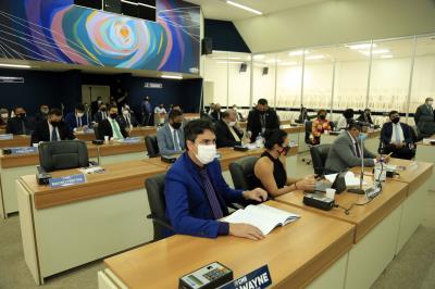 Prefeito Edmilson participa de sessão solene na Câmara Municipal de Belém 