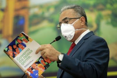 Prefeito Edmilson participa de sessão solene na Câmara Municipal de Belém 