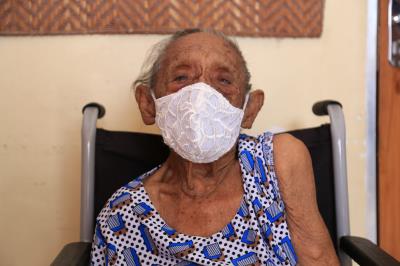Idosos com idade acima de 85 anos começam a ser vacinados em Belém e distritos