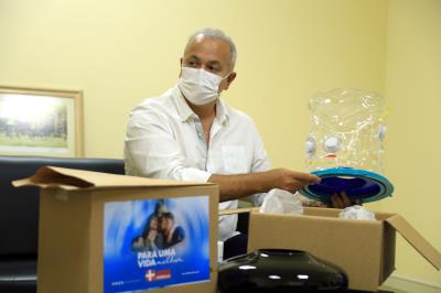 Prefeitura de Belém recebe doação de cápsulas respiratórias