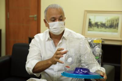 Prefeitura de Belém recebe doação de cápsulas respiratórias