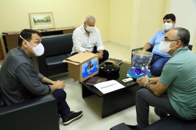 Prefeitura de Belém recebe doação de cápsulas respiratórias