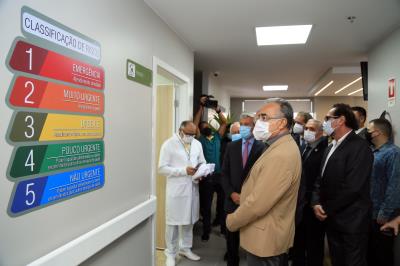 Prefeito participa de inauguração na Beneficente Portuguesa 
