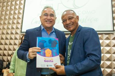 Entrega título de posse AD