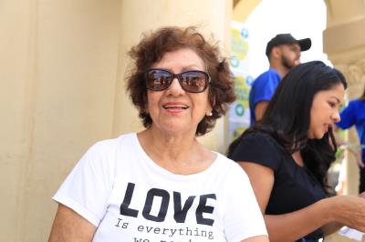 Cemitérios públicos de Belém têm manhã movimentada no Dia de Finados