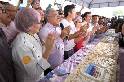 Parabéns e bolo de aniversário - Belém 408 anos 