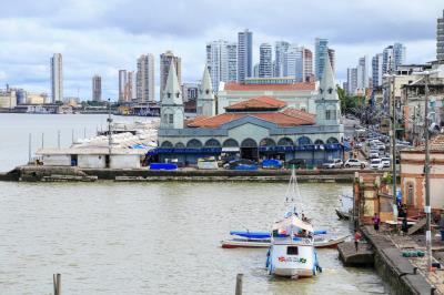 Parabéns e bolo de aniversário - Belém 408 anos 