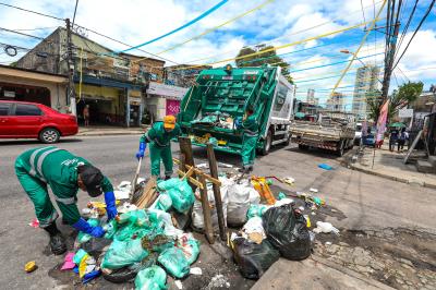 Novo sistema de limpeza urbana - Primeira ação na Cremação e Pedreira