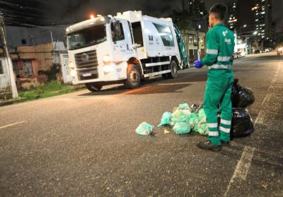 Operação de limpeza nos bairros - Jurunas 