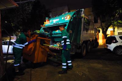 Operação de limpeza nos bairros - Batista Campos