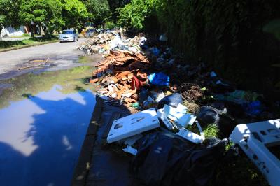 Mutirão de coleta de lixo - Domingo de limpeza nos bairros