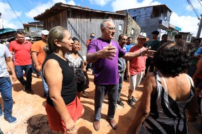 Obras em andamento - Rua Paes de Souza e Vila Eliana, no Guamá