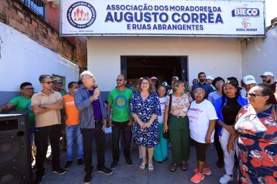 Obras em andamento - Drenagem e pavimentação da rua Augusto Corrêa, no Guamá
