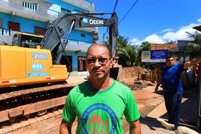 Obras em andamento - Drenagem e pavimentação da rua Augusto Corrêa, no Guamá