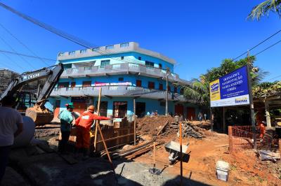 Obras em andamento - Drenagem e pavimentação da rua Augusto Corrêa, no Guamá