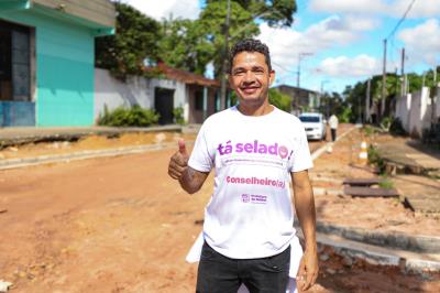 Obras em andamento - Drenagem e pavimentação na Rua Pará, em Icoaraci