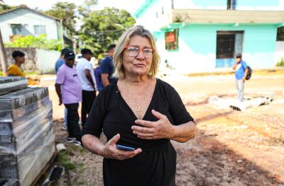 Obras em andamento - Drenagem e pavimentação na Rua Pará, em Icoaraci
